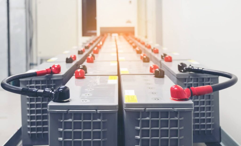 errores comunes al comprar una bateria solar 1536x935 1